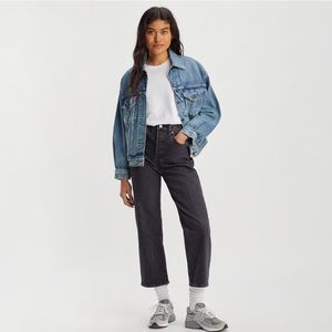Levi’s rib cage jeans